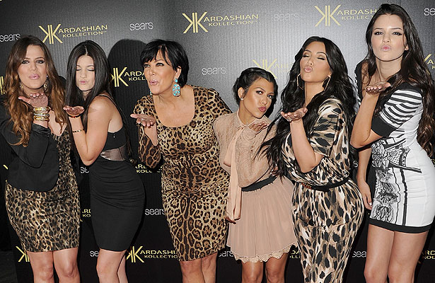 kardashian-family.jpg