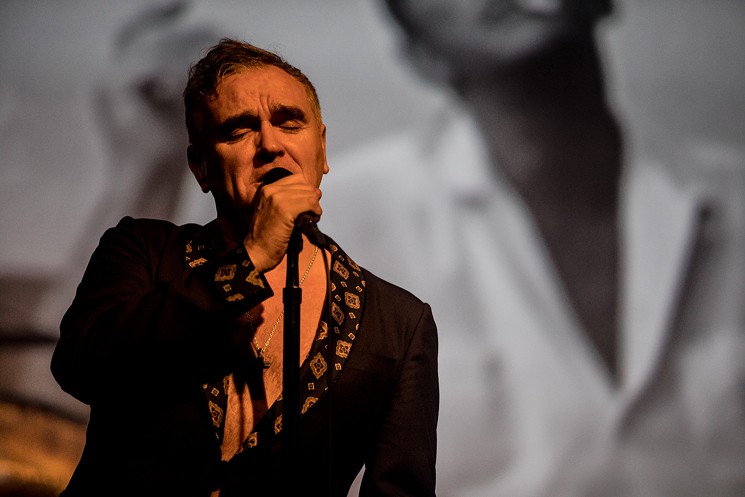 41410_phx-mus-2017116-morrissey-jimlouvau-18.jpg