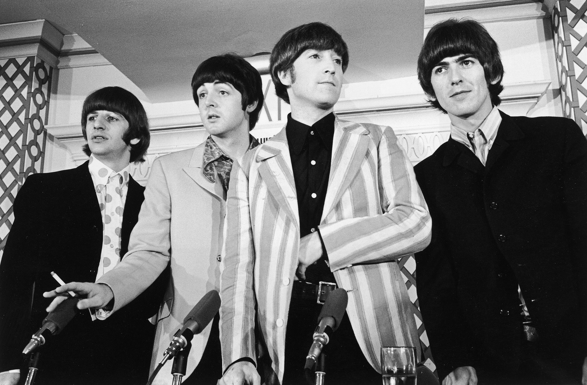 Gopnik-Why-We-Remember-the-Beatles-Forget-So-Much-Else.jpg
